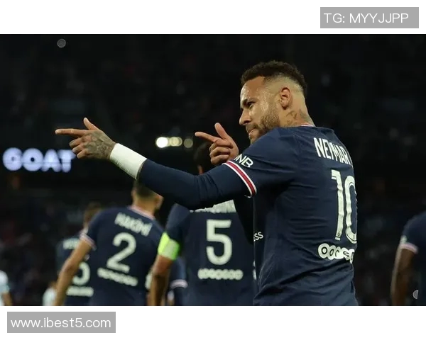 巴黎圣日耳曼宣布签下巴西前锋内马尔,法甲联赛再添豪门战力 巴黎圣日耳曼宣布签下巴西前锋内马尔,法甲联赛再添豪门战力